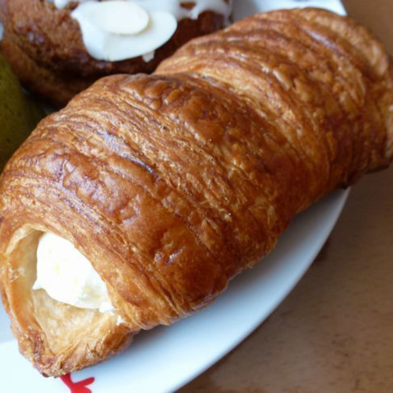 デニッシュホーン(焼きたてパン 茶屋)