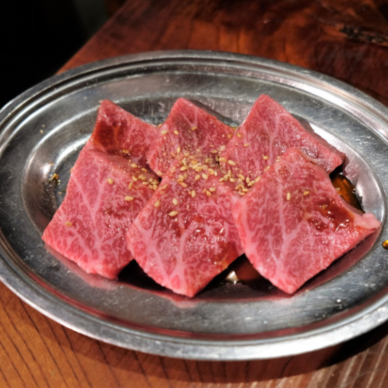 カルビ(焼肉マル 心斎橋本店)