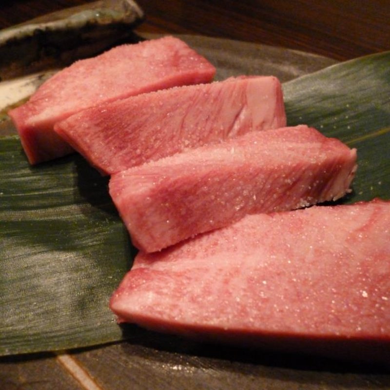 黒毛和牛特選タン(焼肉わっちょい八尾本店)