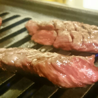 厚切りハラミ(黒毛和牛焼肉 鈴木せいざえもん 六本木店 深夜営業)