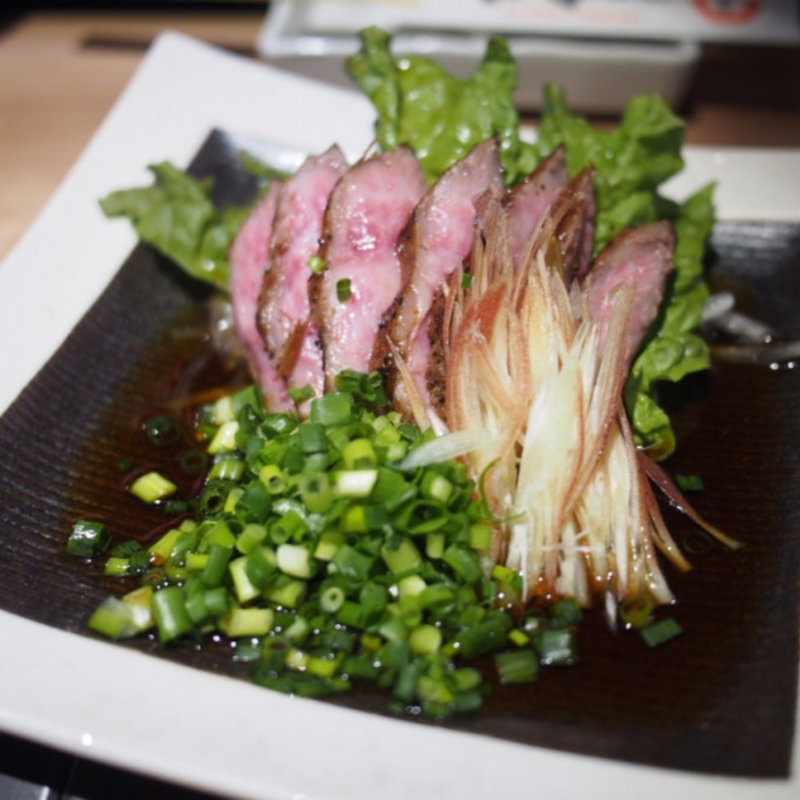 和牛タタキ(焼肉 肉縁)