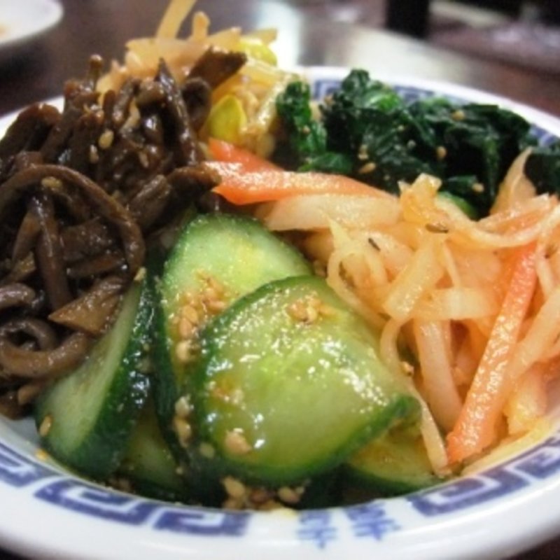 ナムル(焼肉・ホルモン・冷麺 杉)