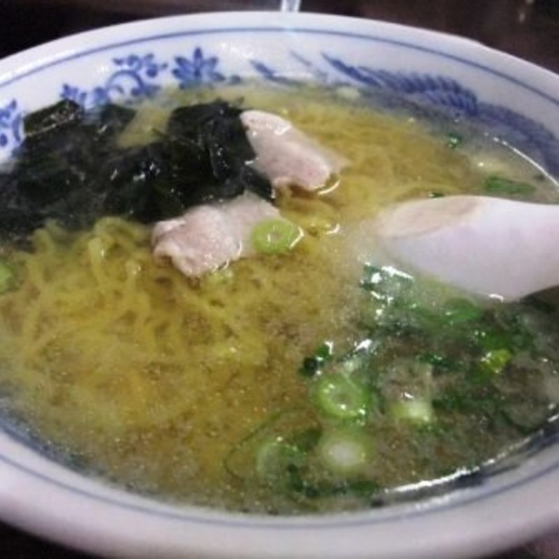 塩ラーメン(焼肉・ホルモン・冷麺 杉)