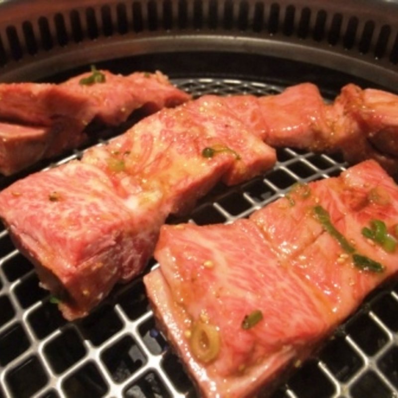 上骨付きカルビ(焼肉冷麺 一龍)