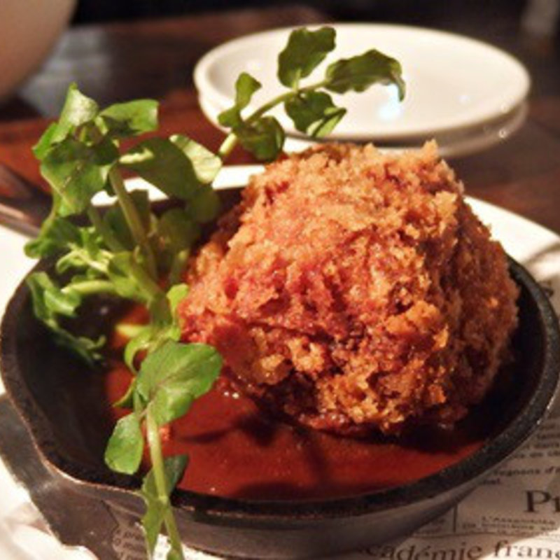 マルシミート特製フォアグラ入りメンチカツ　(焼肉×バル マルウシミート 銀座2丁目店)