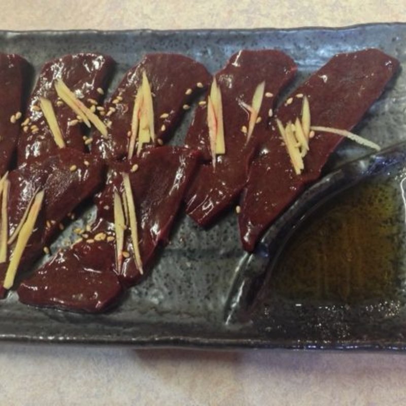 馬～いレバ刺し(十条の焼肉いつものところ)