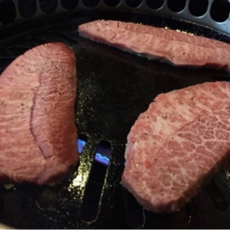 極上牛みすじ(焼肉ぎおん)