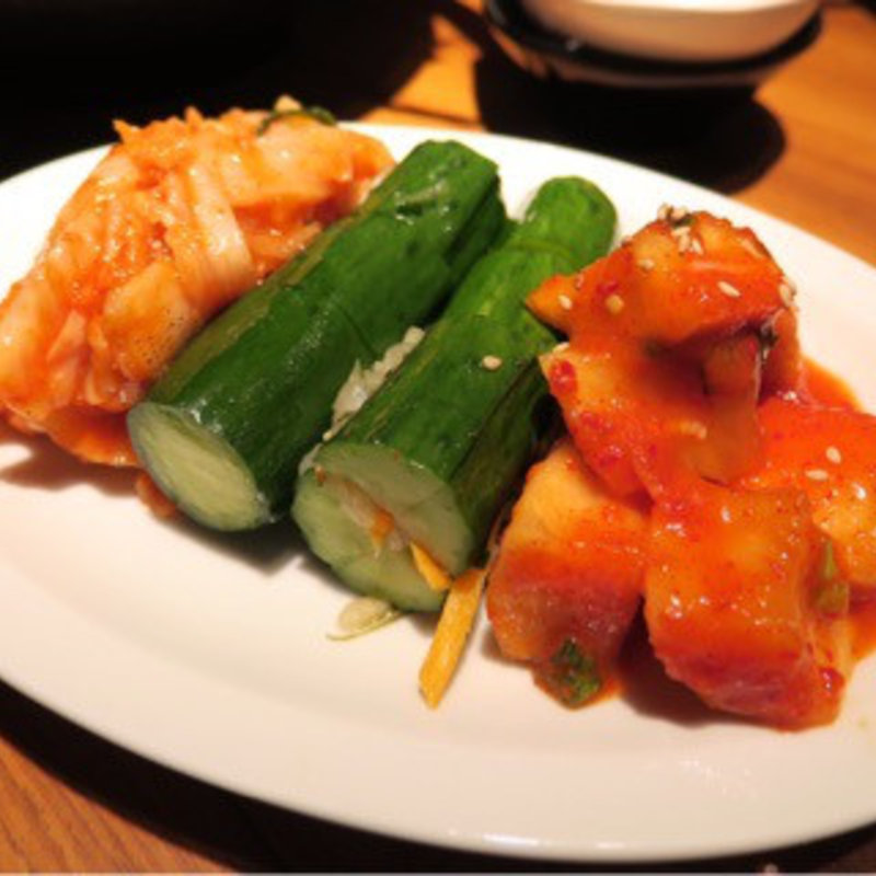 キムチ盛り合わせ(焼肉ジャンボ 白金)