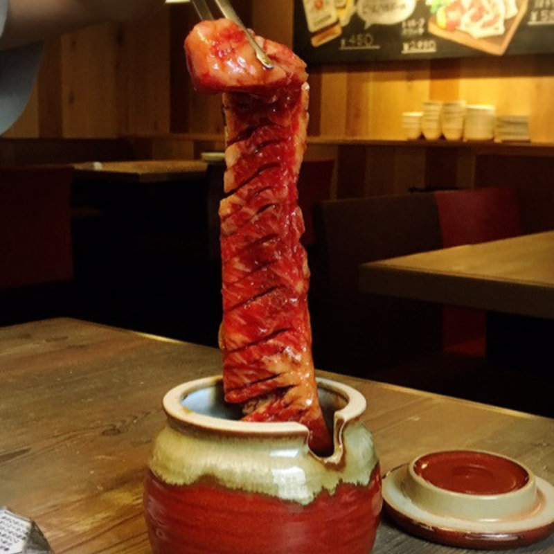 中落ちカルビの1本壷漬け　(焼肉バルdouble )