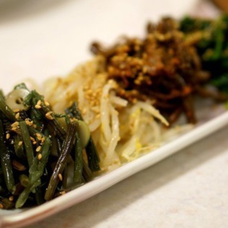 ナムル(焼肉ぷらす)