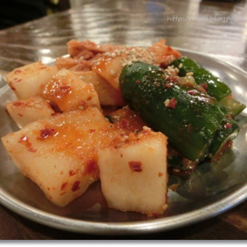 キムチの盛り合わせ(焼肉ホルモン せいご 栄店)