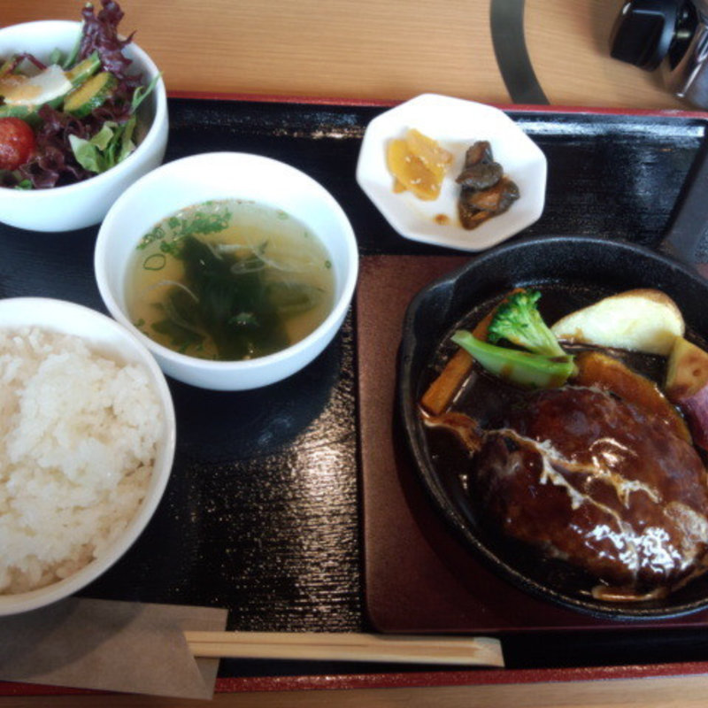 ハンバーグランチ(焼肉ゆらの )