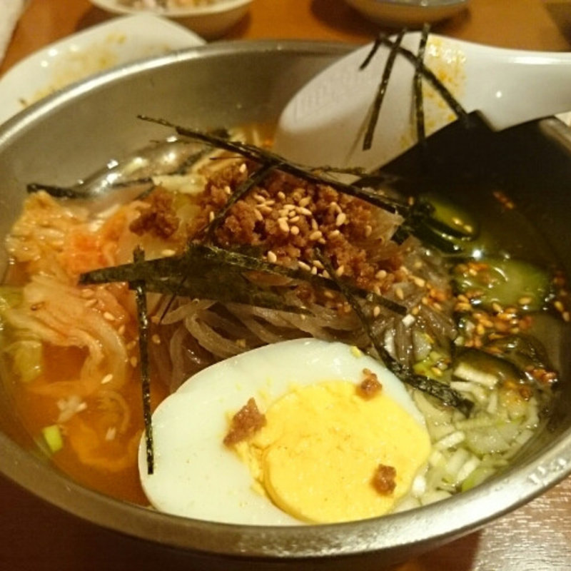 冷麺(すすきの焼肉亭)