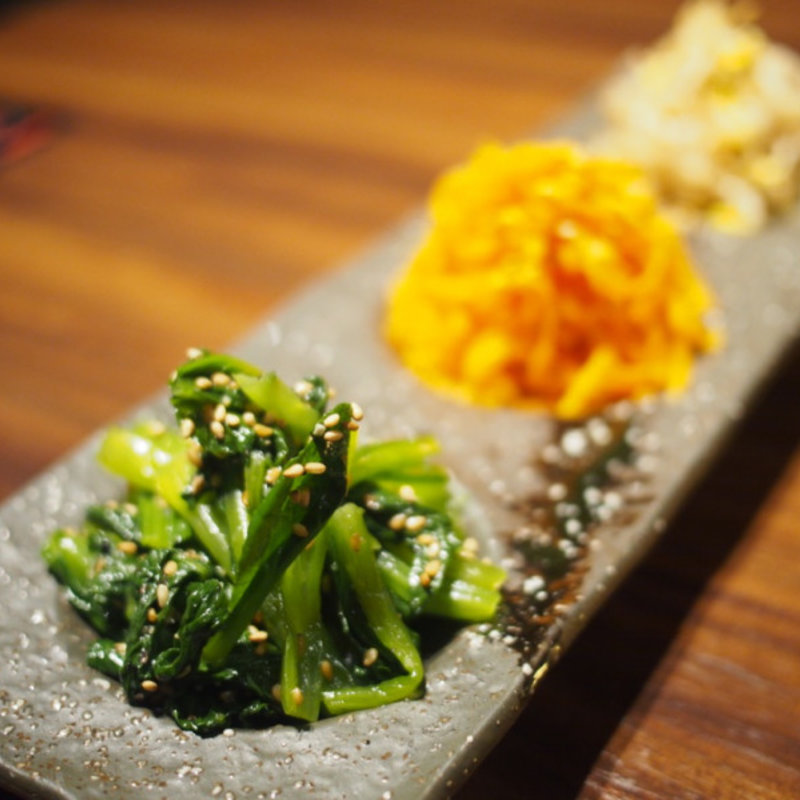 ナムル（緑豆もやし小松菜人参）盛り合わせ(焼肉鍋問屋 志方)