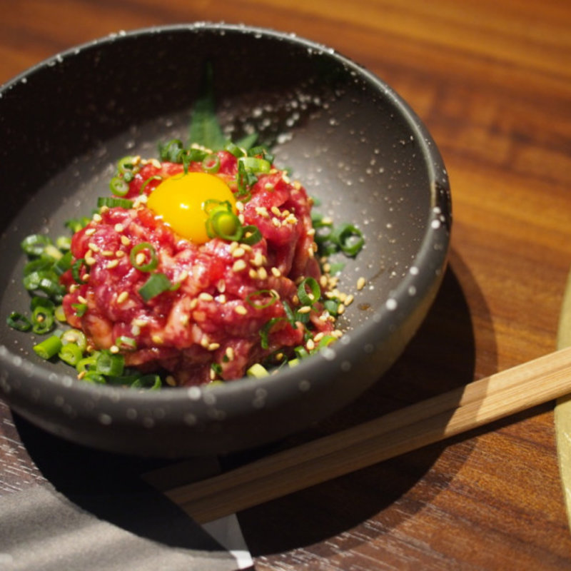 ユッケ(焼肉鍋問屋 志方)