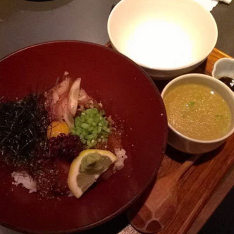 鶏の漬け丼(焼鳥 やまね )