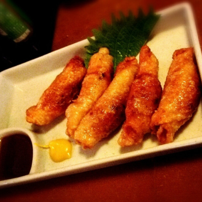 鳥皮ギョーザ(焼鳥家 )