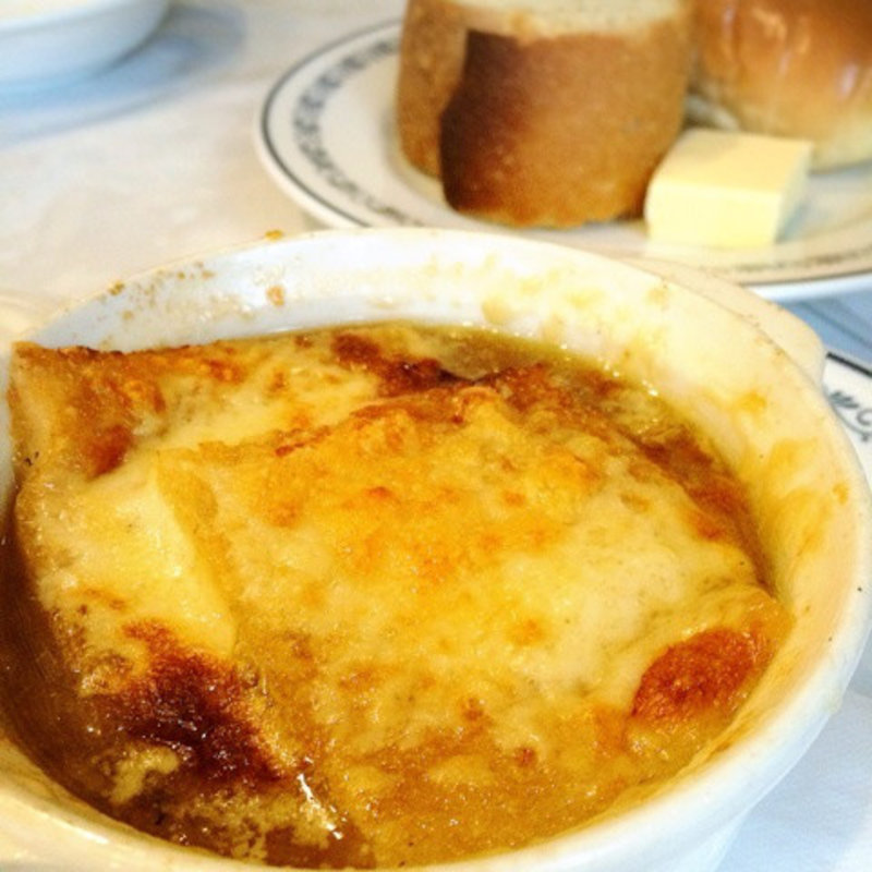 オニオングラタンスープ(煉瓦亭)