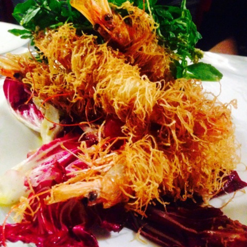 海老とトレビスのサラダ(煮こみや なりた)