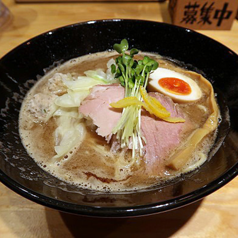 鶏煮干らーめん醤油(煮干し 裕次郎 Ｌａｂ)