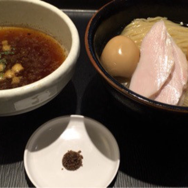 味玉 ポルチーニ香る淡麗つけ麺(煮干し中華そば一燈 （イットウ）)