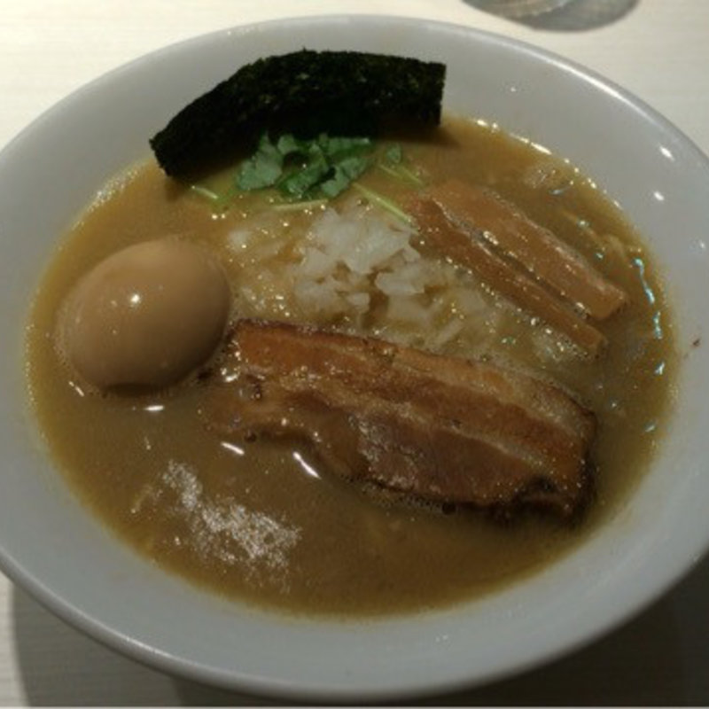 煮干しラーメン(煮干し中華そば一燈 （イットウ）)