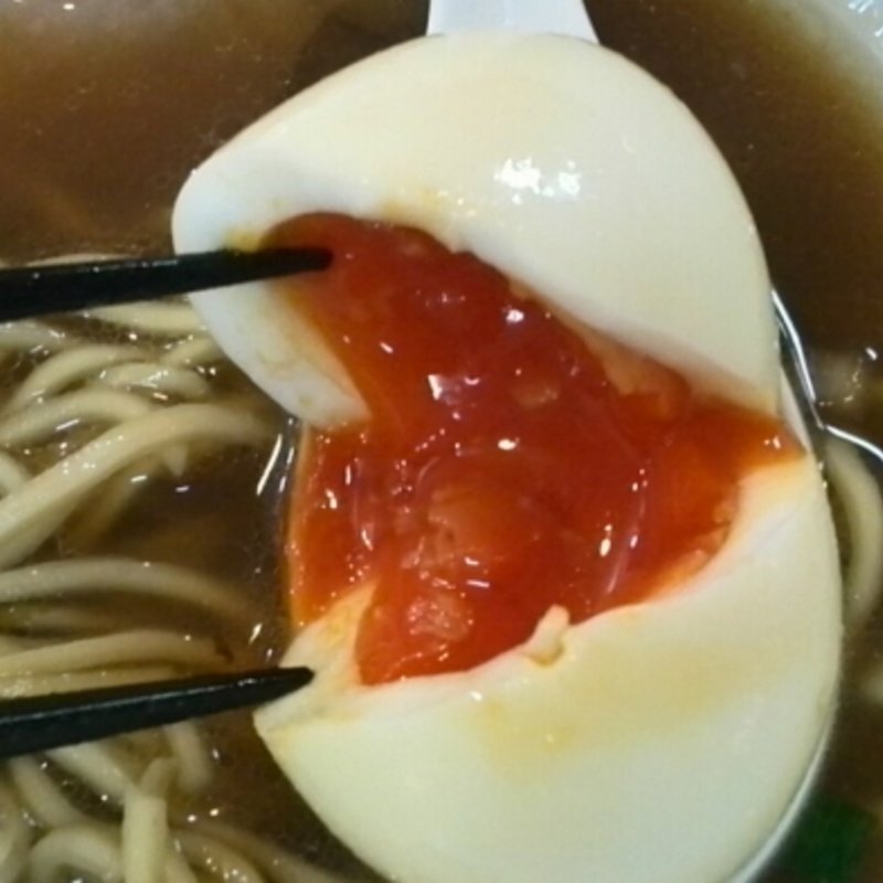 出汁打込み式味玉(煮干中華ソバ イチカワ)