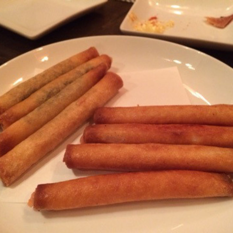 チーズ春巻き(煮込みとお酒 ろいん)