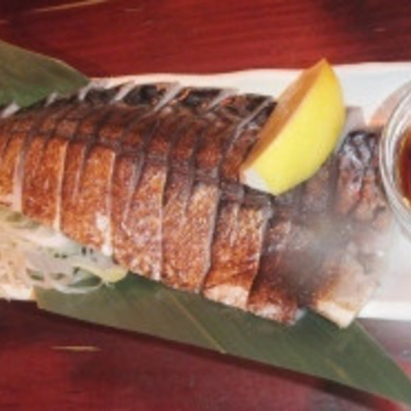 燻製炙りしめさば(吉祥寺っ子居酒屋 燻し家もっくん)