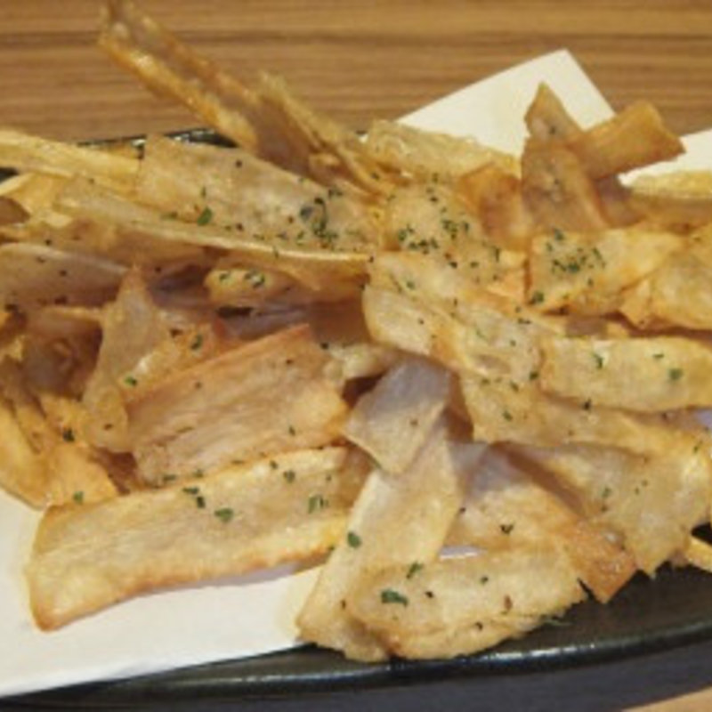 ゴボウチップス(燻製工房 新宿三丁目店)