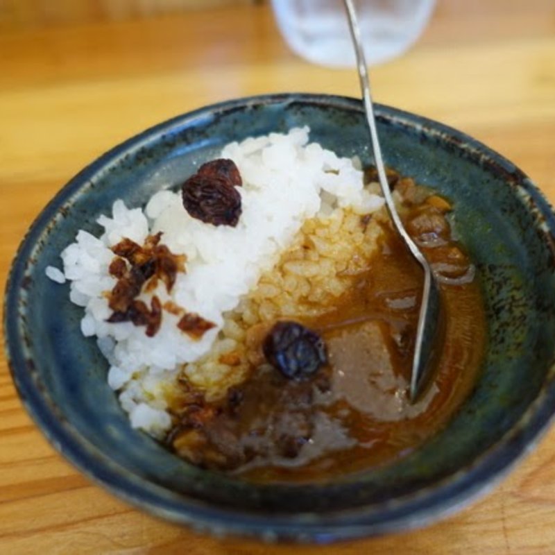 ミニミニカレーライス(牛こくラーメン マルカツ)