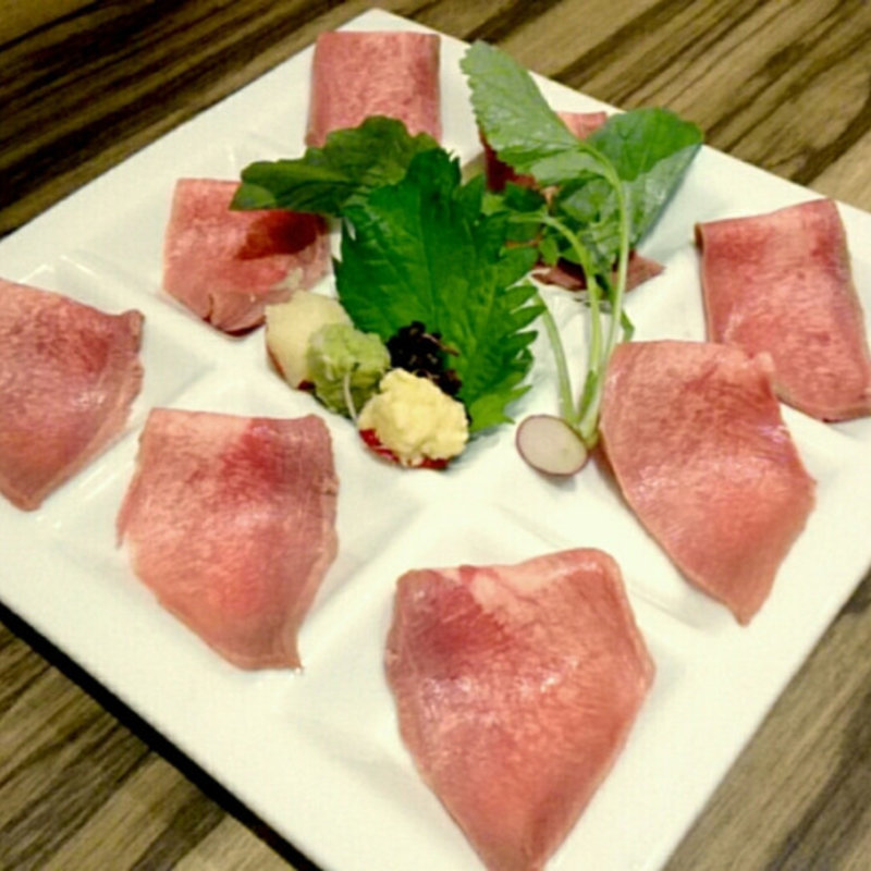 牛たん(牛たん炭焼 利久 赤れんがテラス店)