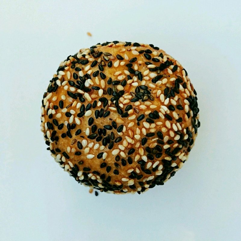 もっちり紫芋あんドーナツ(プリンスフルーニ)