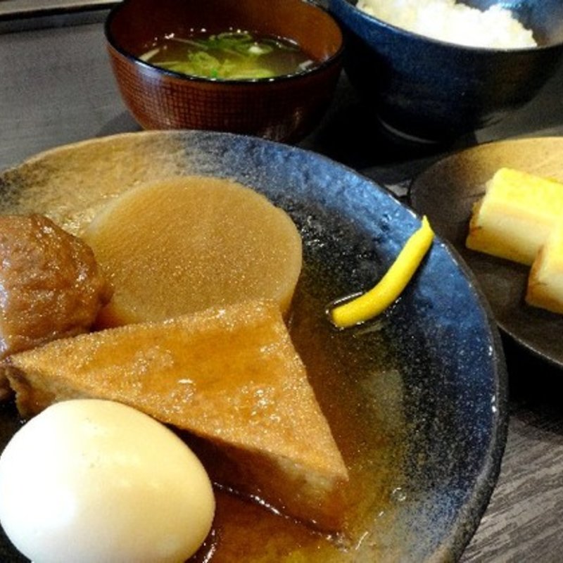 おでん定食(牛と豚)