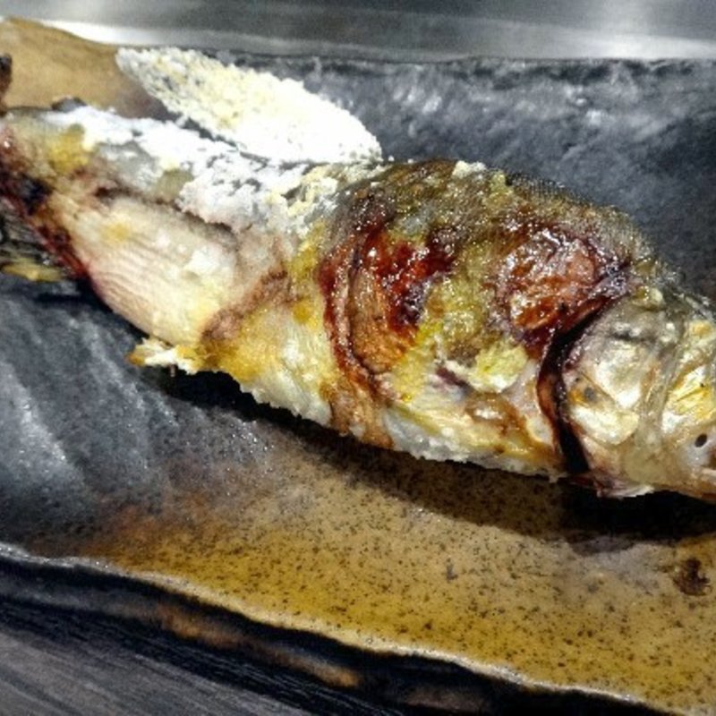 四万十川の天然アユ(牛と豚)