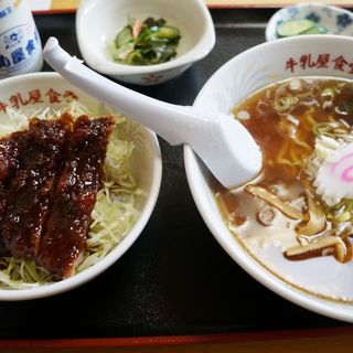 会津若松市で食べられるビーフラーメンランキング Sarah サラ