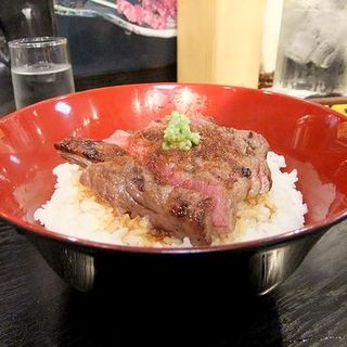 牛庵ランチ　ステーキ丼(牛庵)