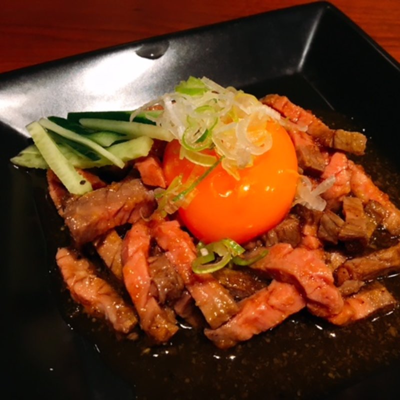 ローストビーフ丼(牛酒場 末吉や)