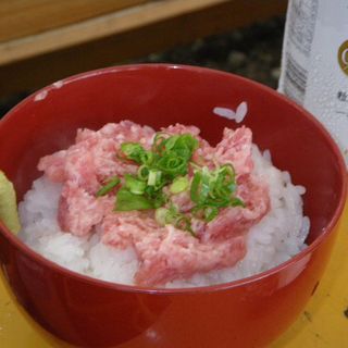 ねぎトロ丼(牡蠣ハウス マルハチ )