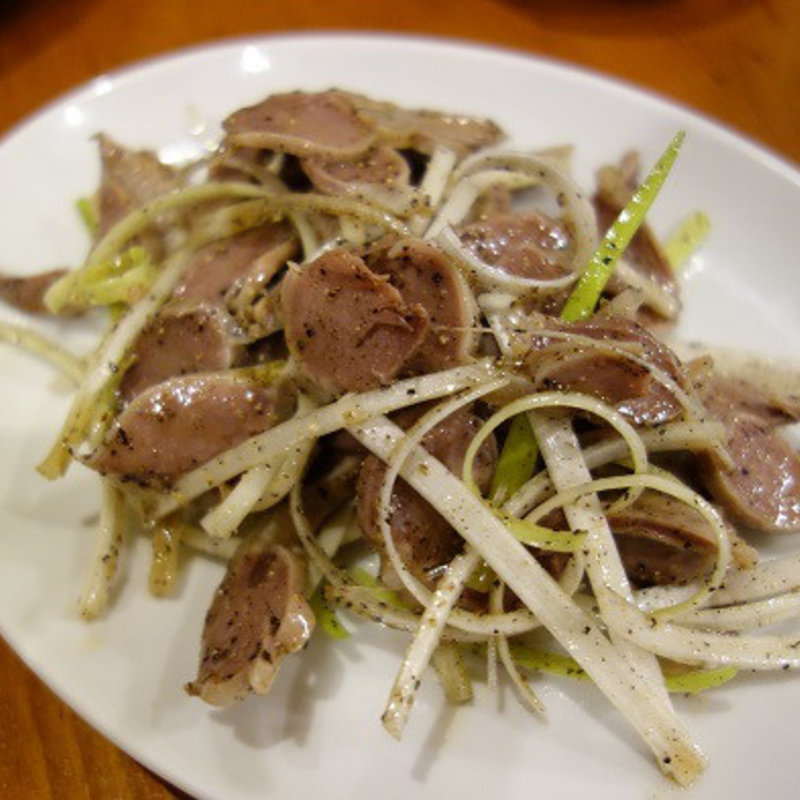 鶏砂肝とネギの黒コショウ和え(独一処餃子 行徳店)