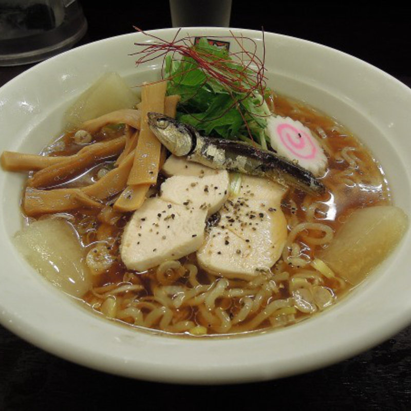 冷やし煮干しらーめん(麺は鎹 京橋店)