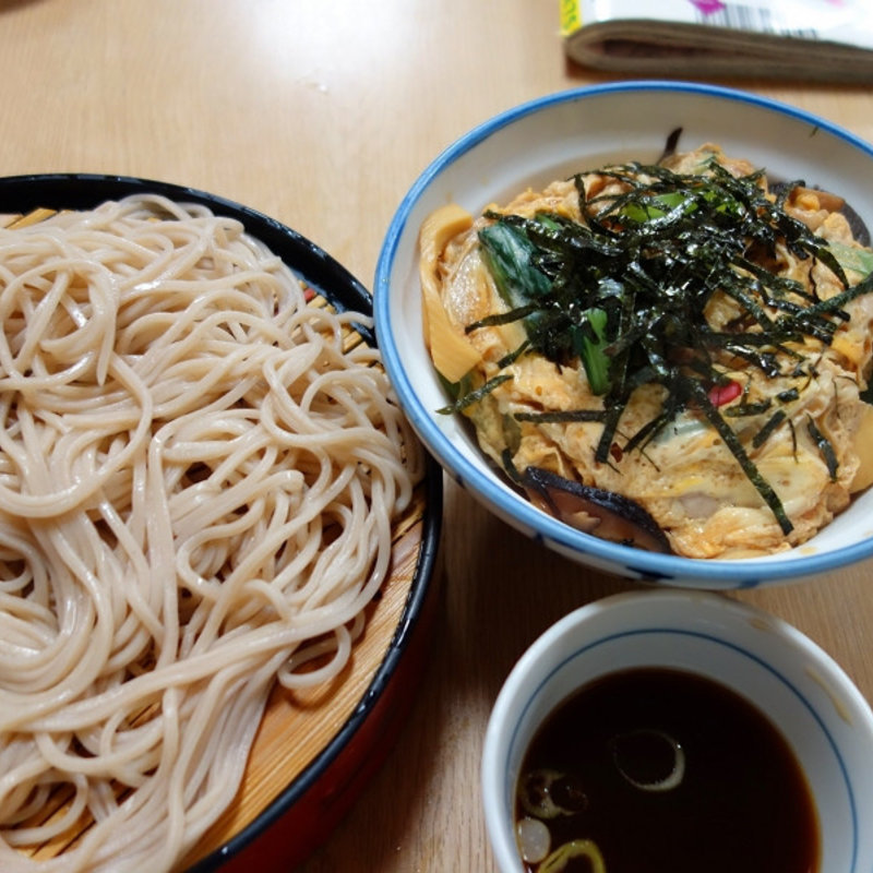 親子丼ともりそばの玉芳セット(玉芳)