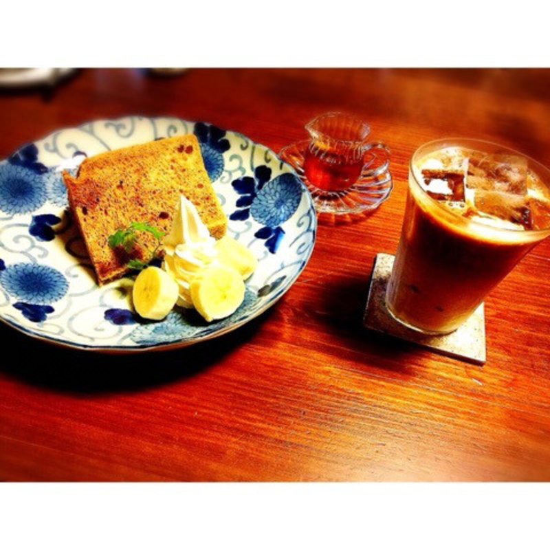シフォンケーキ(珈琲 雅楽 )