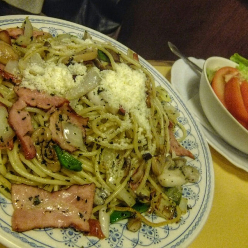 バジリコパスタ(珈琲店ぴーぷる )