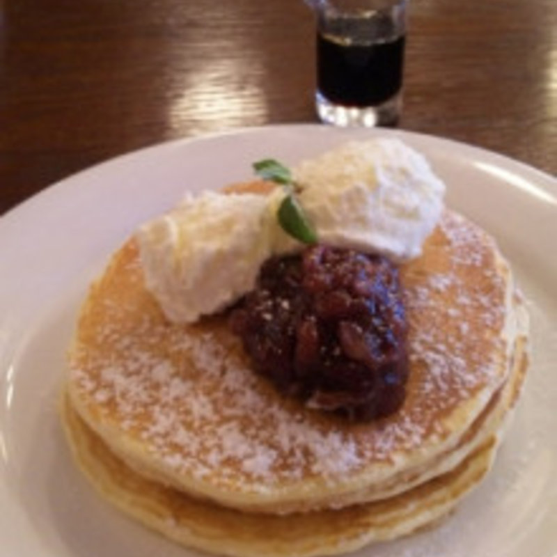 小倉あんとバターパンケーキ(珈琲舎 表参道)