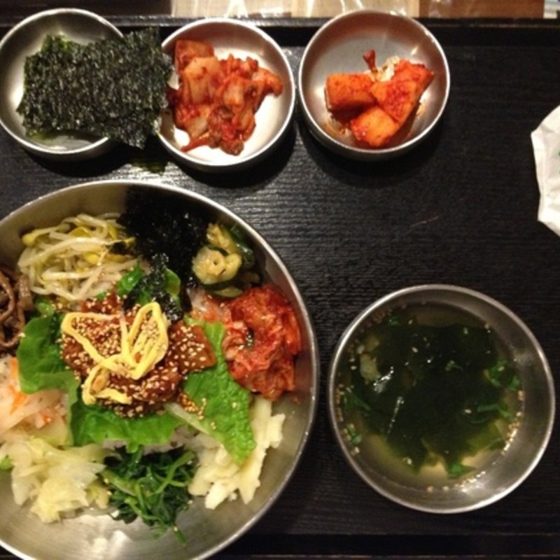 季節の彩り野菜と雑穀30品目のピビンバ　春夏限定(班家食工房)