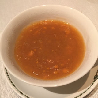 ウニとフカヒレのスープ(中国飯店 琥珀宮(コハクキュウ))