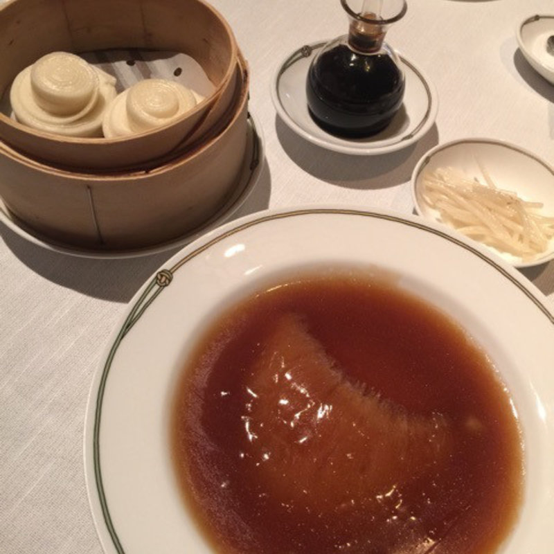 フカヒレ姿煮(中国飯店 琥珀宮(コハクキュウ))