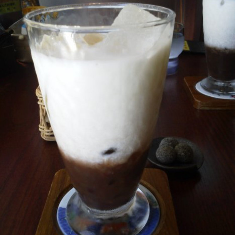 ぜんざいラテ(甘右衛門 （あまえもん）)