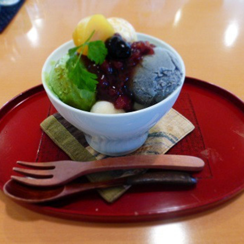 三色パルフェ(甘味茶寮 さくらさく)